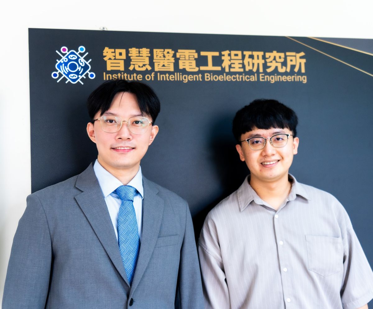 江柏翰將高飽和磁化量奈米疊的知識技術帶回台灣，與鄭兆鈞共同開發出MagTIES技術。　圖／團隊提供