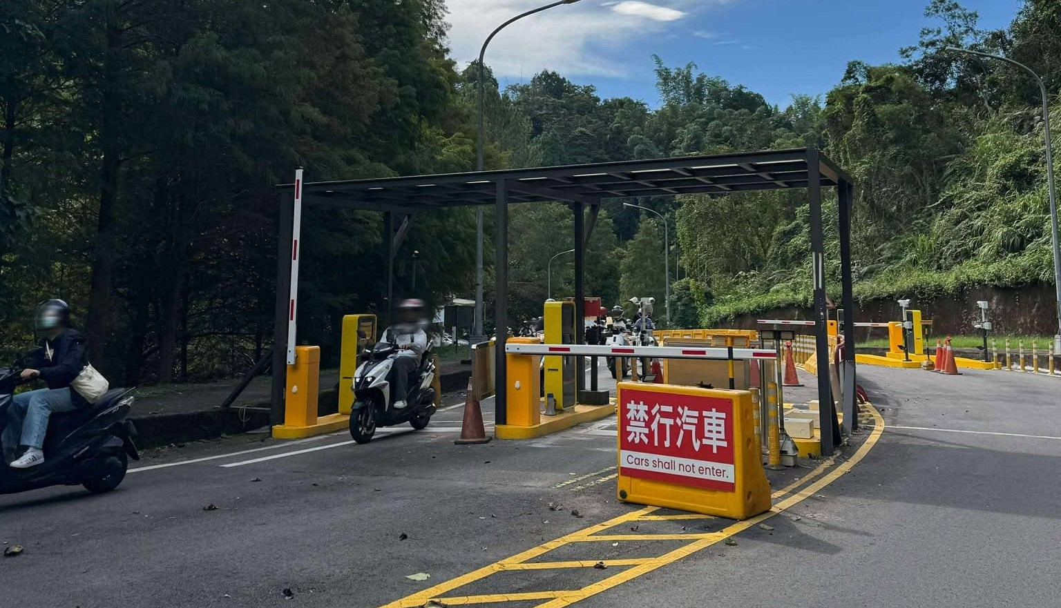 暨大車牌辨識效率低　塞車問題引學生反彈