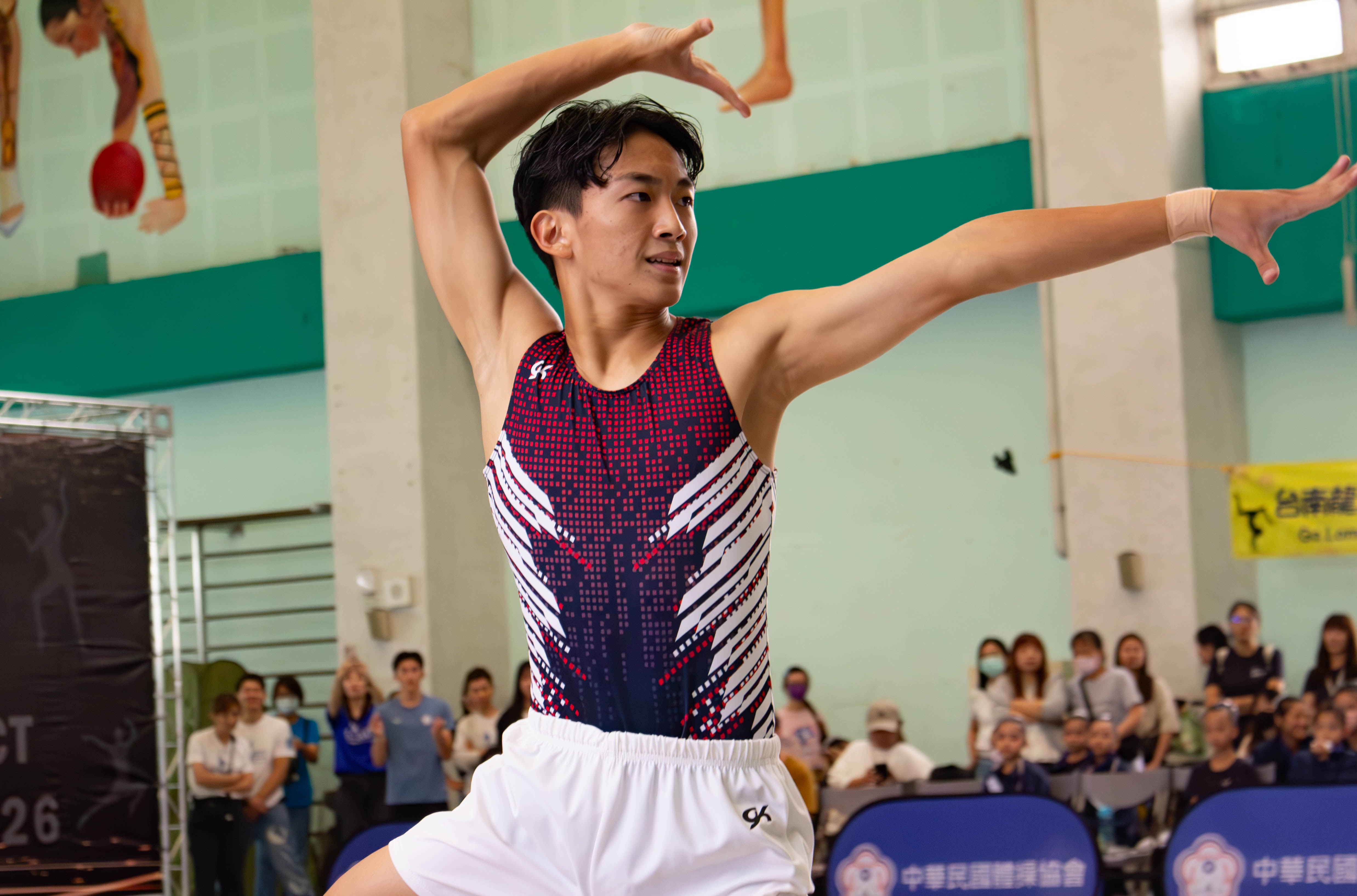 歷年國體選手在有氧體操中表現不俗，而臺師大黃豊淯最終以17.450的分數拿下季軍，從中脫穎而出。　圖／林婷妤攝