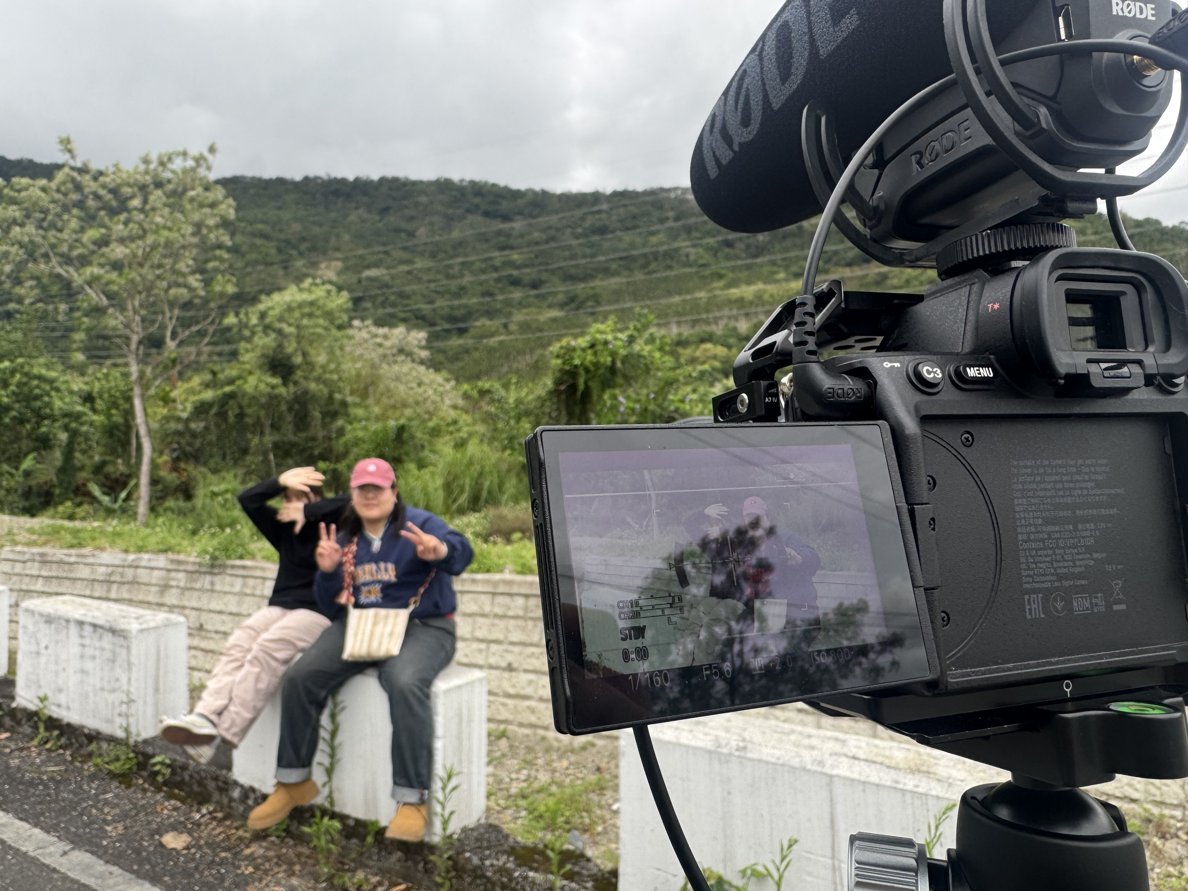 從拍攝到製作耗時長達半年，將林詩涵透過織布與歌謠文化認識自己族群的過程呈現給觀眾。　圖／葉安芸提供