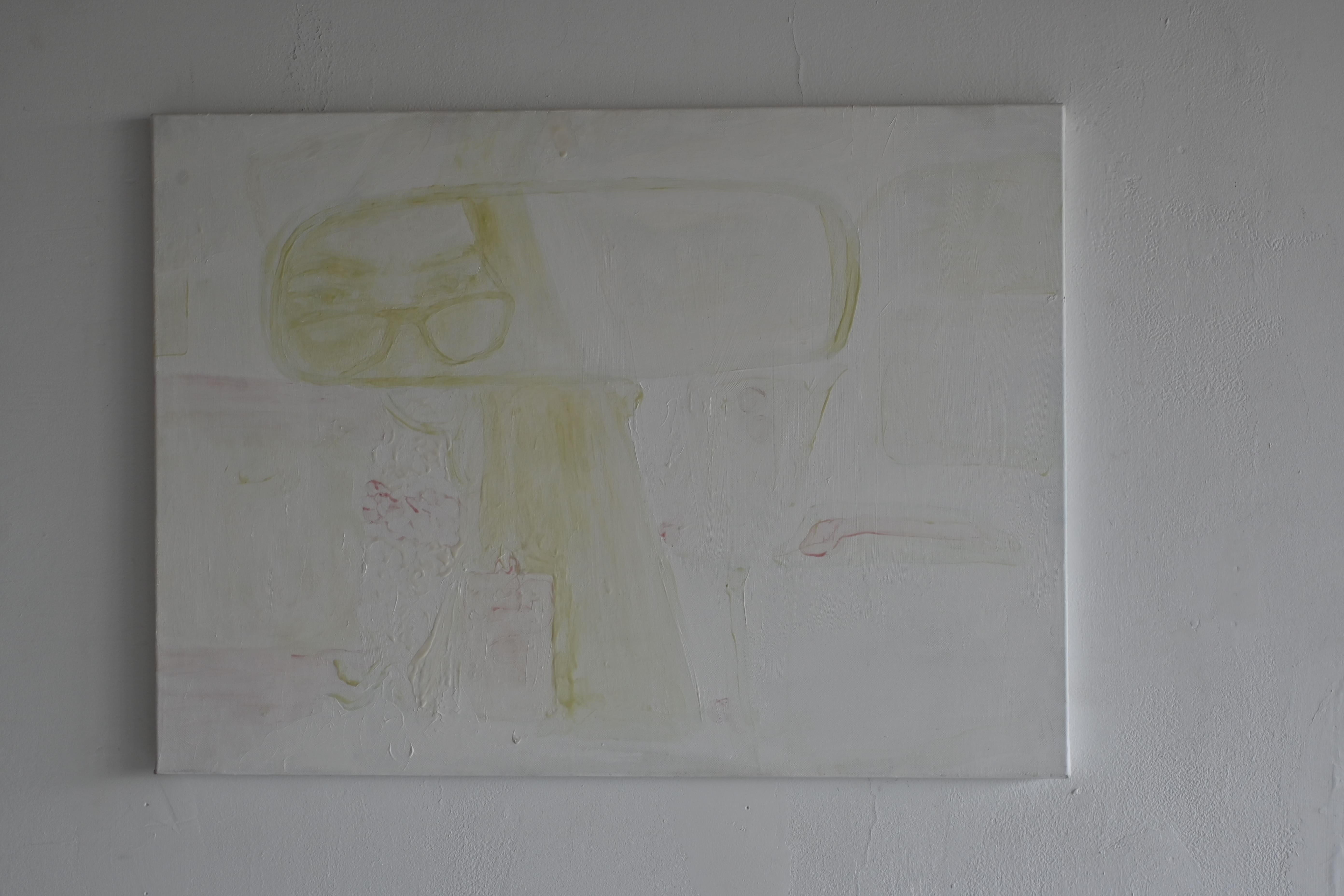 〈移動中的祭壇〉以感光變色材料讓圖像隨陽光而變動，映照出人們日常通勤中隨處可見的各式信仰物件。　圖／王翊丞攝