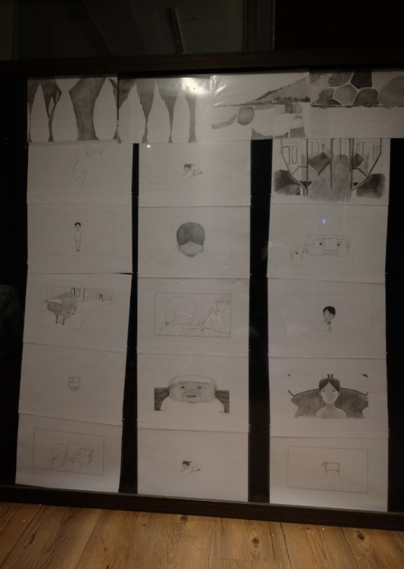 簡欣蕊將動畫手稿攤開在觀眾眼前，重述內心最柔軟的脈絡，邀觀眾一同走進他的創作世界。　圖／陳少凡攝