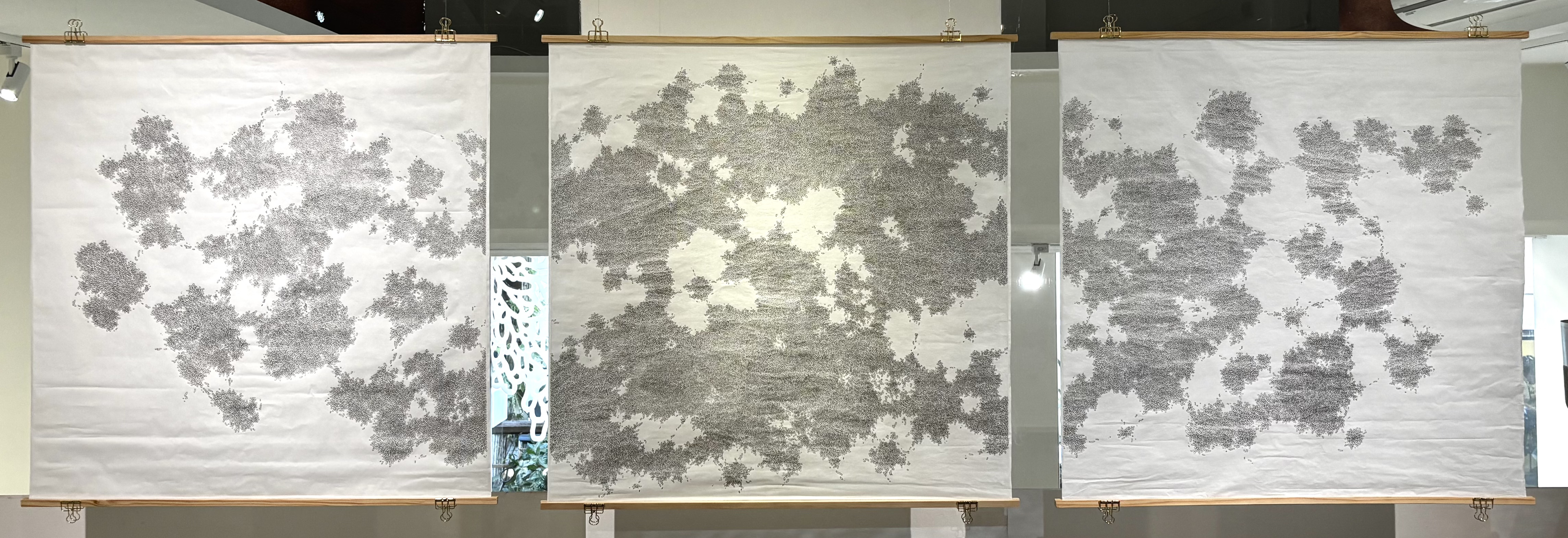 談及〈痕跡〉，張家禎認為，既然身處於世，只要踏實度日、活得開心即可；至於個體能否留下痕跡，則交由後人定義。　圖／黃律齊攝